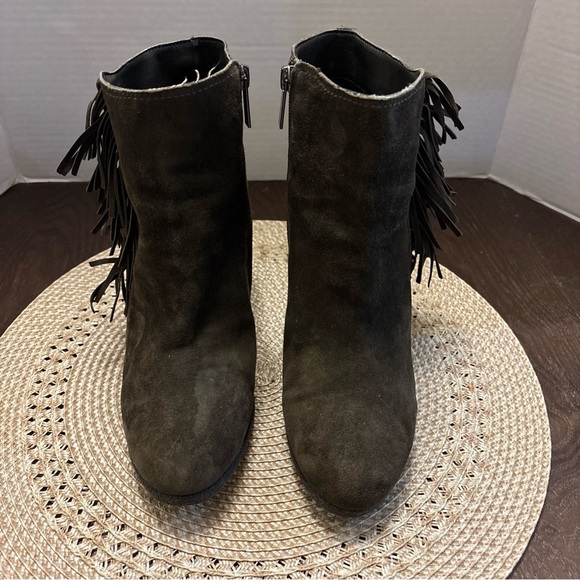 Vince Camuto Shoes - Vince Camuto Hayzee Suede Fringe Women's Ankle Bootie Olive 9.5WM